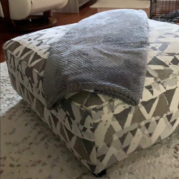 Meet your Posher, Margaret - Picture 1 of 1